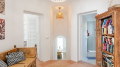Super charmante Ibiza finca met verhuurlicentie, privacy en toplocatie tussen stad en strand