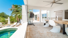 Stunning and fully renovated Ibiza  finca with sea view and rental license