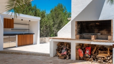 Stunning and fully renovated Ibiza  finca with sea view and rental license