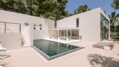 Schitterende designer villa in beveiligde urbanisatie dichtbij Ibiza stad