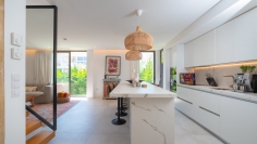 Luxe vier slaapkamer penthouse in het hart van Jésus met dakterras met prive zwembad