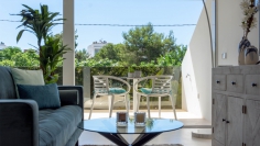 Luxurious modern apartment located just a few steps from Talamanca beach