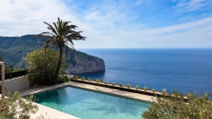 Amazing villa with the most stunning sea views and rental license