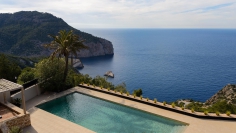 Amazing villa with the most stunning sea views and rental license