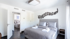 Spacious Modern Villa with Sea Views and Rental License in Cala Vadella