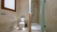 Luxury modern villa with lots of Privacy and Comfort, Close to the Beach and Ibiza Town