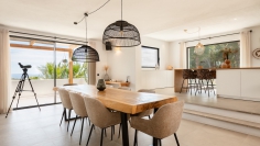 Spectaculaire moderne Ibiza stijl villa in Es Cubells – nu tegen een zeer aantrekkelijke prijs!