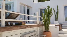 Lovely Ibiza style house within easy walking distance to Cala Vadella beach