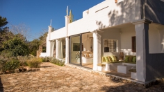 Schitterende Ibiza finca vol authentieke details en prachtig uitzicht dichtbij Santa Gertrudis