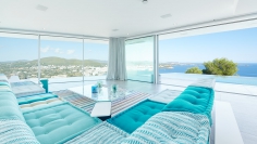 Spectacular designer villa with impressive panoramic sea views