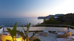 Stunning Ibiza villa with spectulair frontline sea views and touristic license near Es Cubells