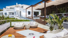 Stunning Ibiza villa with spectulair frontline sea views and touristic license near Es Cubells