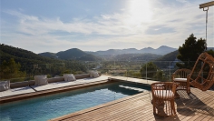 Stunning designer villa with amazing views to Cala Llonga