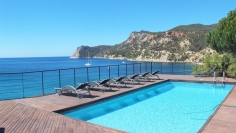 Spectaculaire villa direct aan zee in Es Cubells