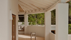 Fully renovated finca-style villa with separate guesthouse and stunning views