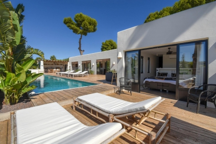 Schitterende Ibiza stijl villa  van hoge kwaliteit op een heerlijke locatie in Moraira