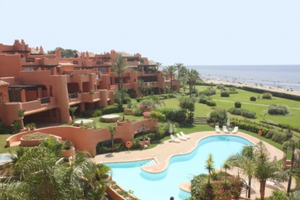 Beachfront development in Los Monteros Playa