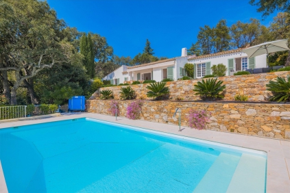 Luxurious Fully Renovated Provençal Villa with Sea View in Prestigious Secure Domain