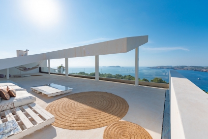 Spectaculair contemporary designer villa with magnificent sunset views in Cala Molí