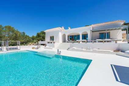 Stunning sea view villa close to Cala Tarida beach