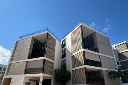 Gloednieuw luxe appartement in het hart van Santa Eulalia voor scherpe prijs!