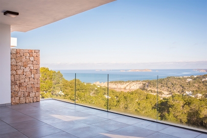 Stunning new designer apartment with spectaculair sea views close to Cala Vadella beach