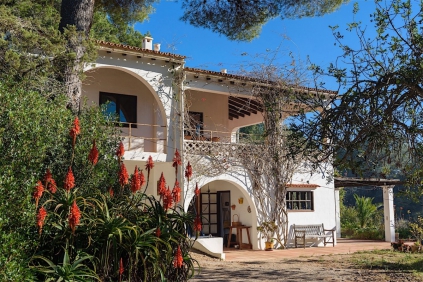 Schitterende authentieke ibiza finca met veel potentie