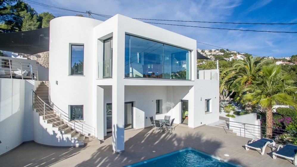 Beautiful modern villa in sought after location in Benissa for interesting price