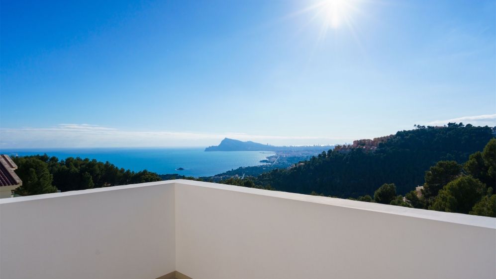 Gloednieuwe topkwaliteit moderne villa met spectaculair zeezicht
