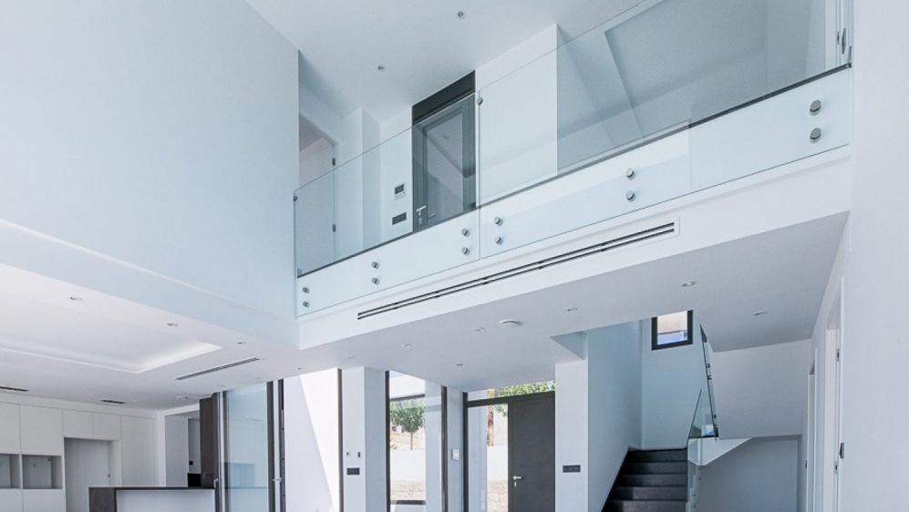 Nieuwe instapklare moderne villa op loopafstand van het centrum en strand van Moraira