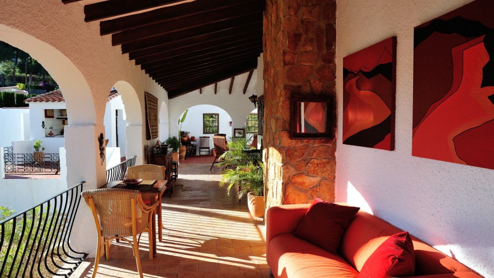 Stunning authentic finca within walking distance from Moraira centre