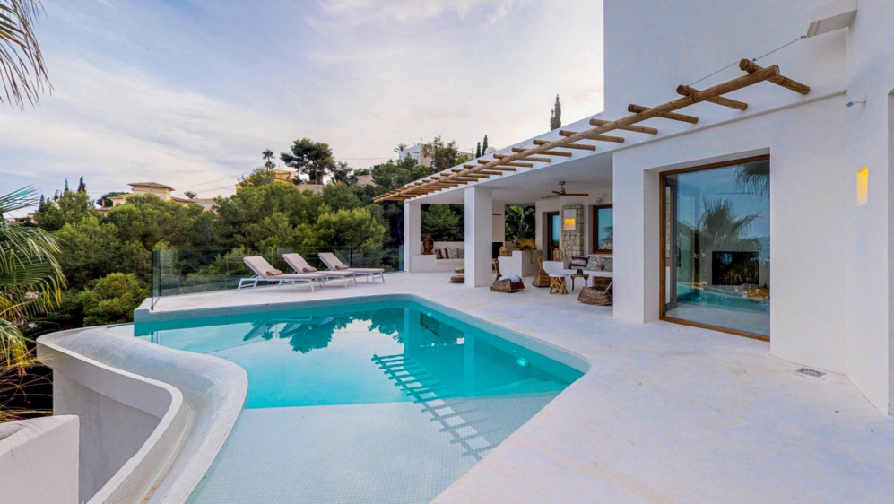 Stunnig Ibiza style villa with amazing sea views for sale close to the beach in Javea