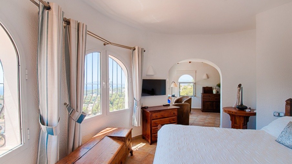 Stunning and very charming villa with amazing sea views in sought after El Portet area