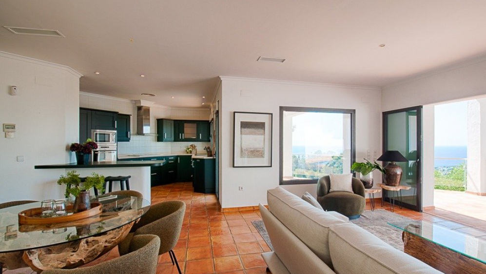Super mooie Ibiza stijl villa met panoramisch zeezicht en 100% privacy in Moraira