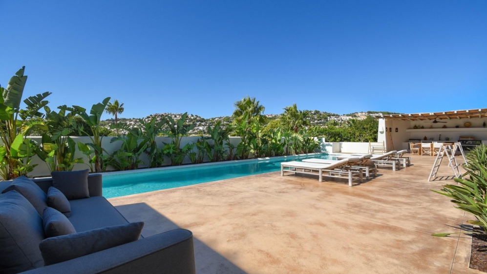 Superb Ibiza style villa in a lovely location in Moraira