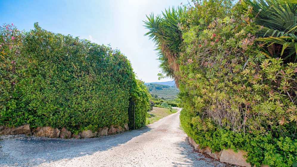 Prachtige finca in heerlijke groene omgeving met schitterend uitzicht in Benissa