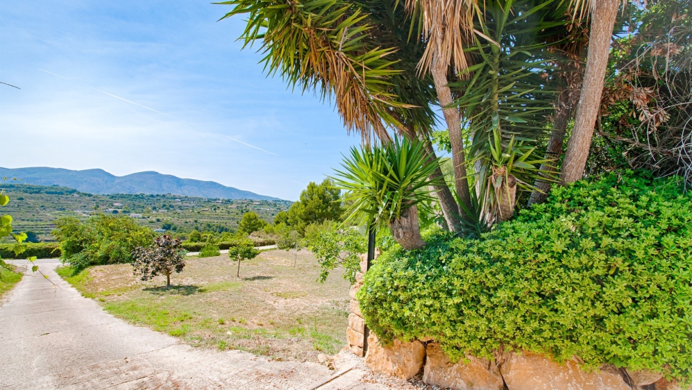 Beautiful finca in green surroundings offering breathtaking views in Benissa 