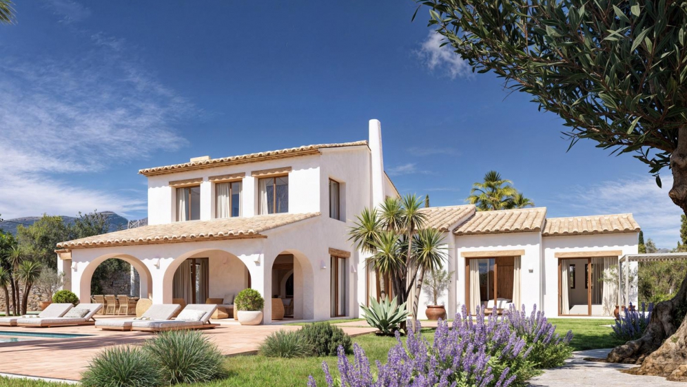 luxury new-build finca in Mediterranean style on large plot with panoramic views