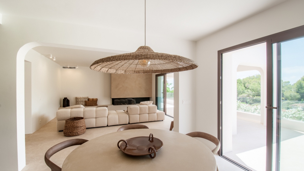 Luxe nieuwgebouwde Ibiza stijl villa op toplocatie Benissa