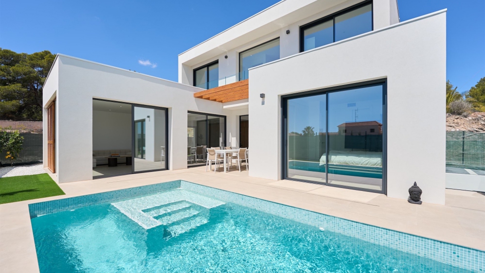 Luxury Modern Villas in a Prime Location with Exceptional Value