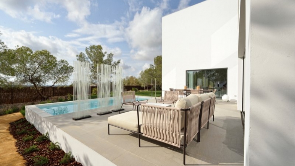 Luxe moderne villa's op schitterend resort