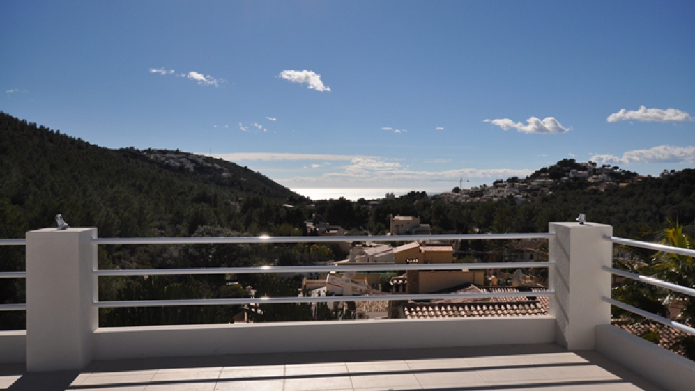 Beautiful Ibiza style villa with sea view