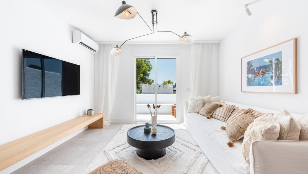 Schitterend Scandinavisch design penthouse met groot dakterras dichtbij Puerto Banus