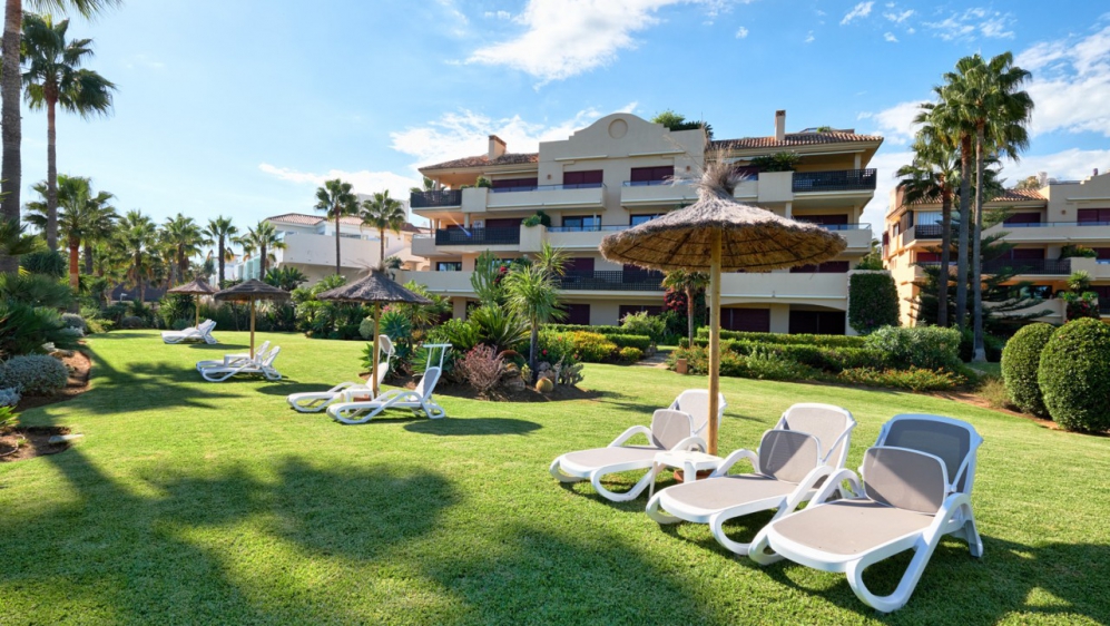 Spectaculair zeezicht appartement in luxe resort direct aan het strand