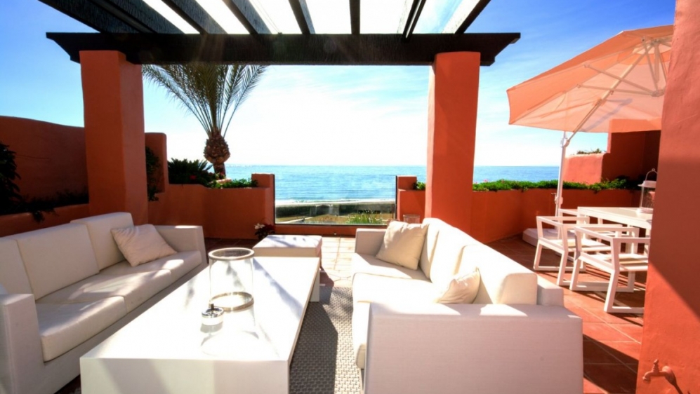 Beachfront development in Los Monteros Playa