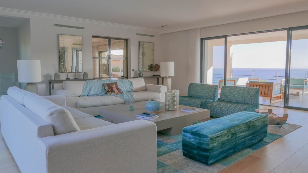 Spectaculaire nieuwe design villa met fenomenaal uitzicht over de Golf van Saint Tropez