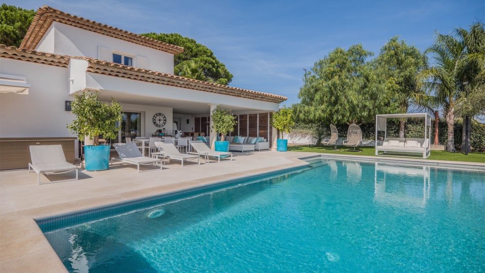 Exclusieve villa met spectaculair zeezicht op toplocatie Sainte Maxime