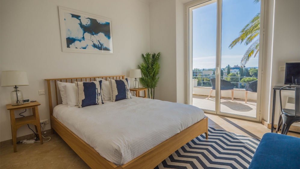 Luxurious 1930s Villa with Panoramic Sea Views in toplocation of Sainte-Maxime