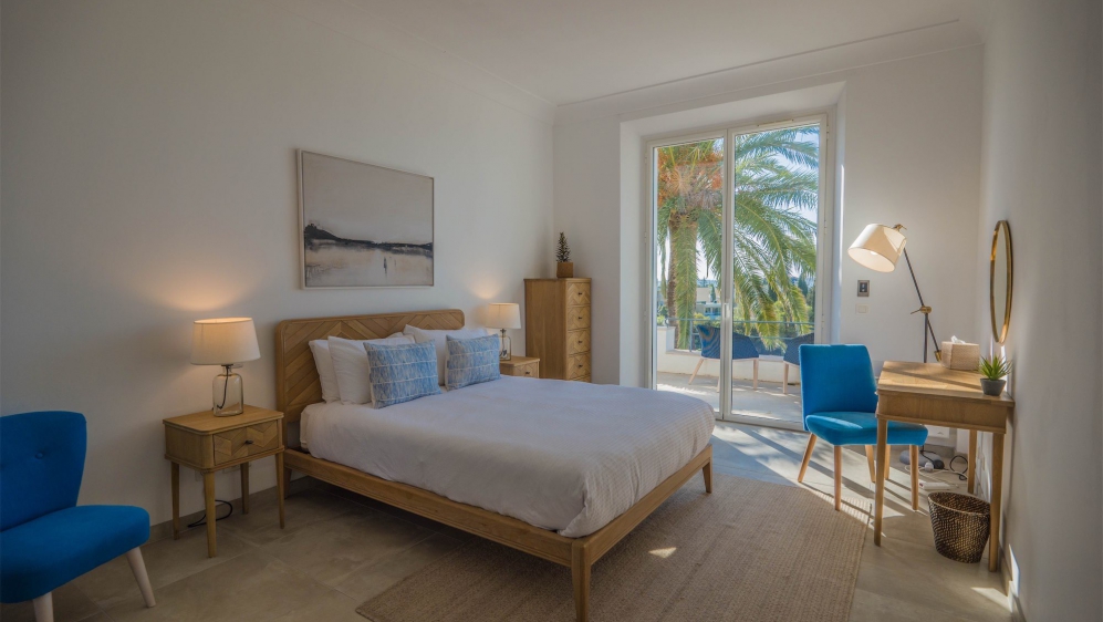 Luxurious 1930s Villa with Panoramic Sea Views in toplocation of Sainte-Maxime