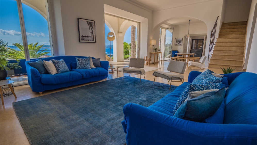 Luxurious 1930s Villa with Panoramic Sea Views in toplocation of Sainte-Maxime